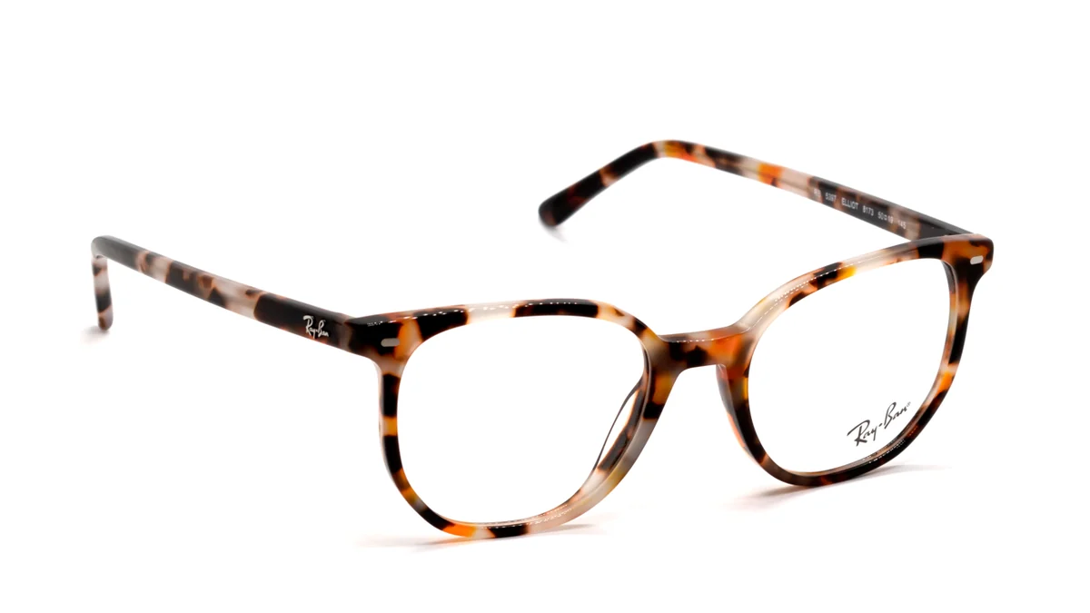 Armazón Ray-Ban RB 5397, vista de tres cuartos.