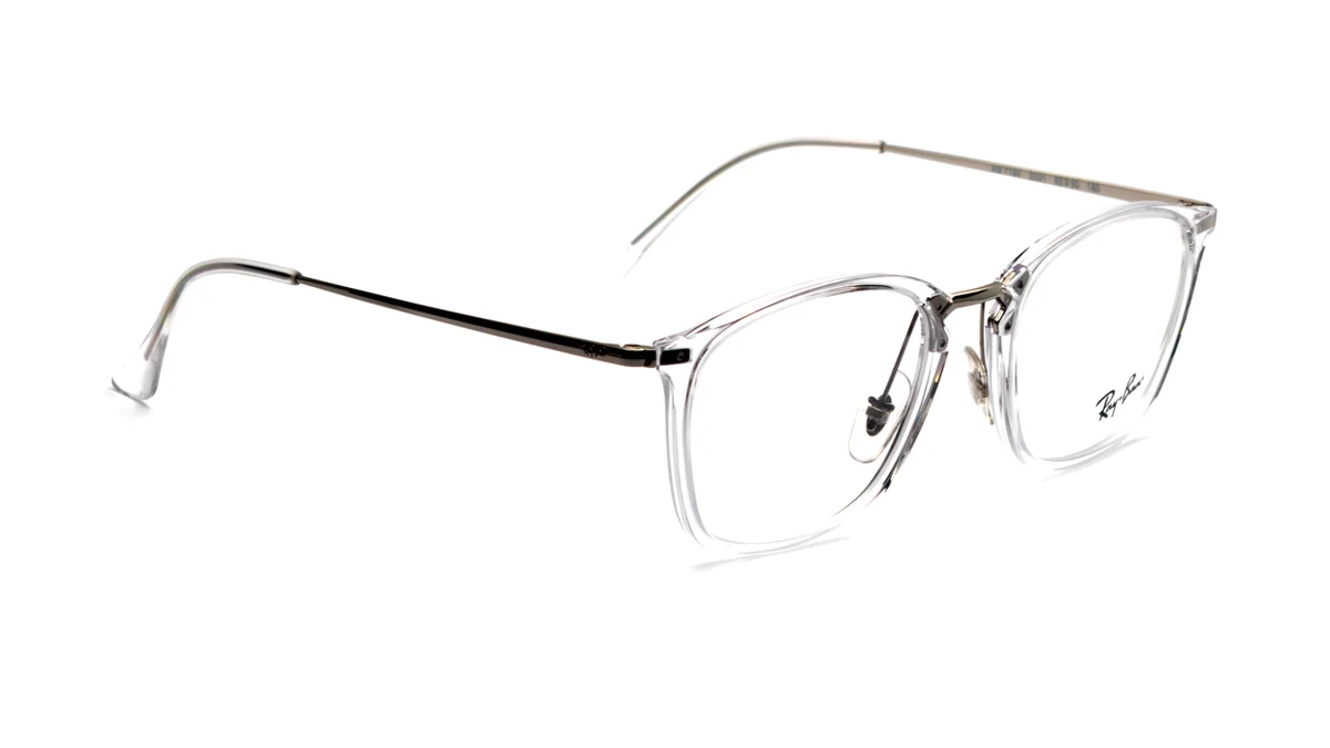 Armazón Ray-Ban RB7164, vista de tres cuartos.